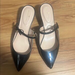 Bandolino Black Patent Leather Women's Shoes
